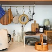 キッチン収納のアイデア8選｜キッチンをスッキリ片付ける方法を紹介